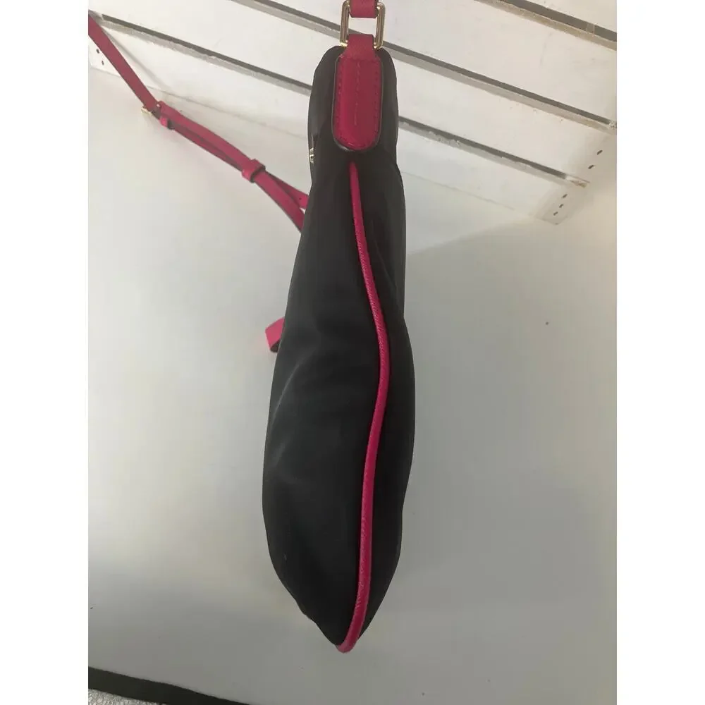 MICHAEL KORS SMALL BLACK NYLON PINK TRIM CROSSBODY BAG